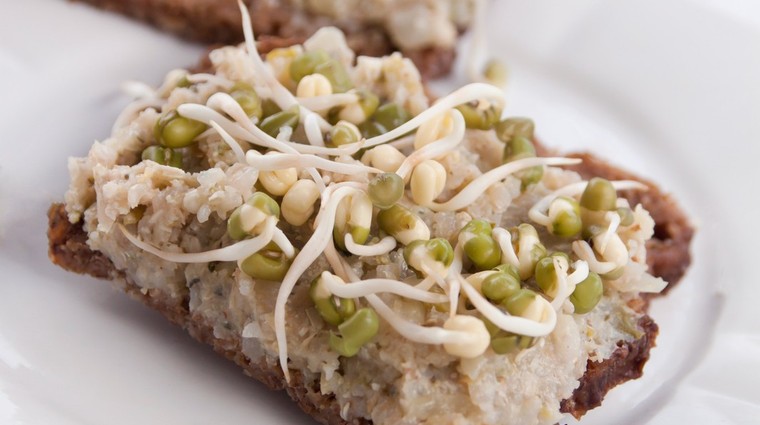 Škvarková pomazánka z pohanky