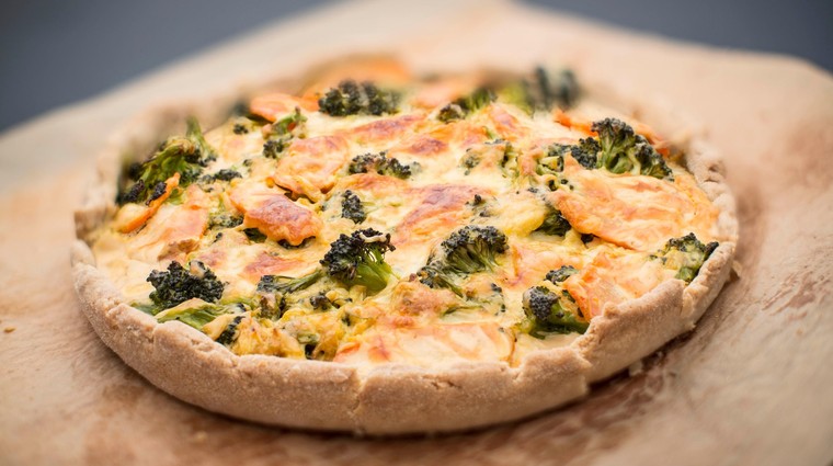 Špaldový quiche se sójovým krémem a brokolicí