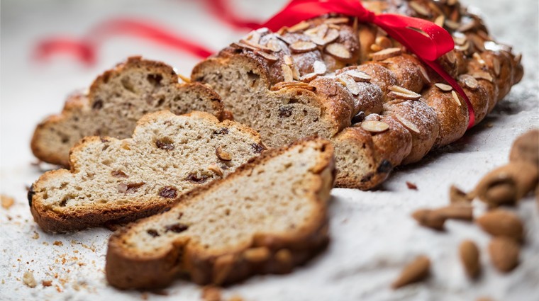 Vánočka ze špaldové mouky