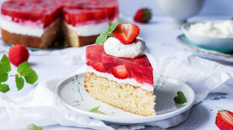 Ovocný koláč s dvouzrnkové polohrubé mouky