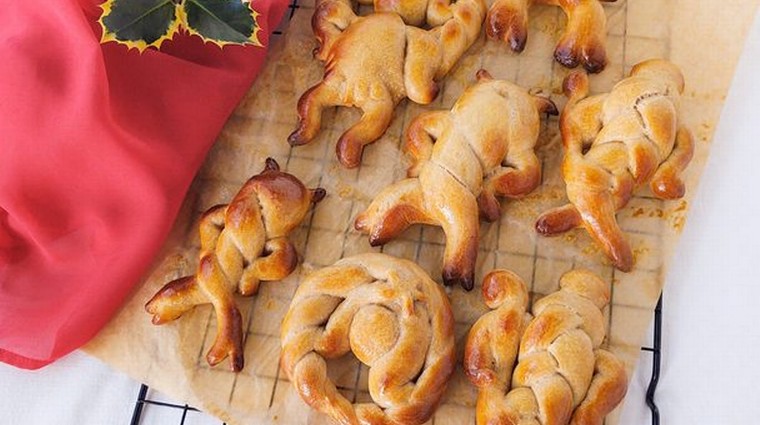 Mikulášské postavičky z kváskového těsta